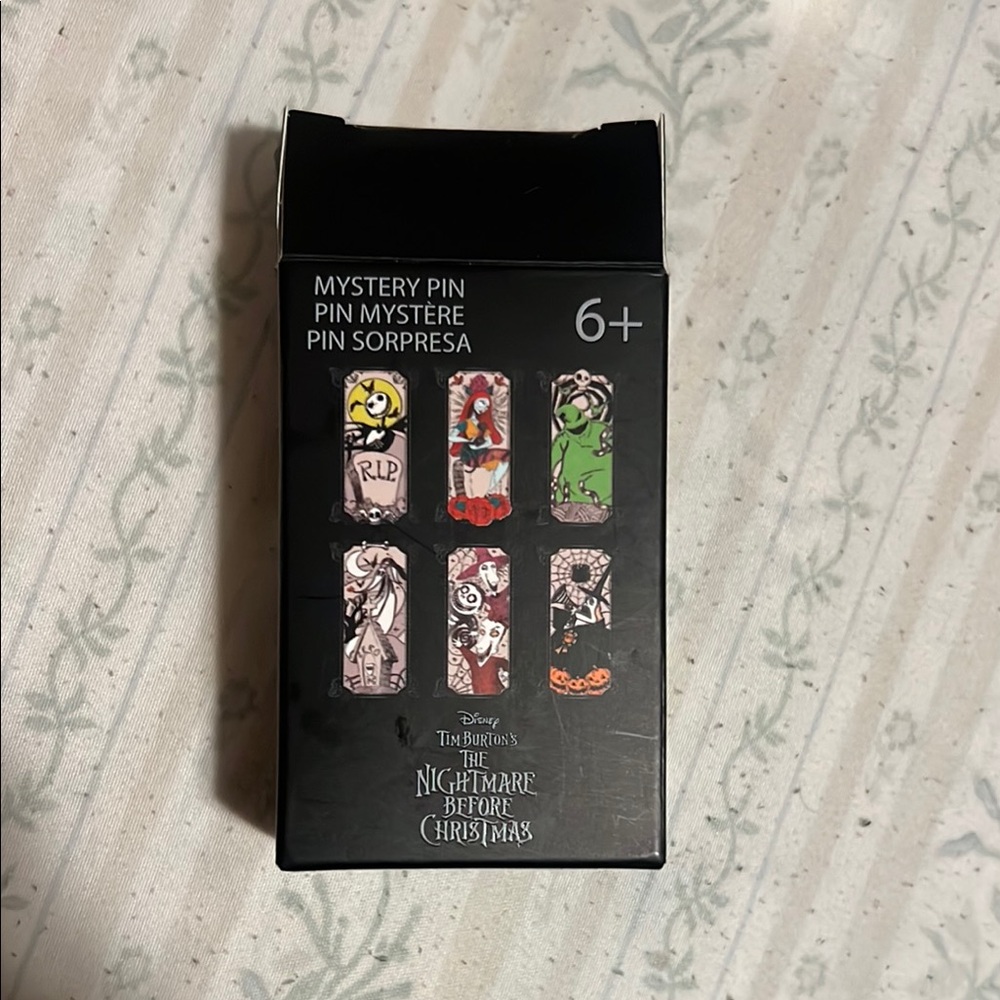 Disney The Nightmare Before Christmas Mystery Pin Set